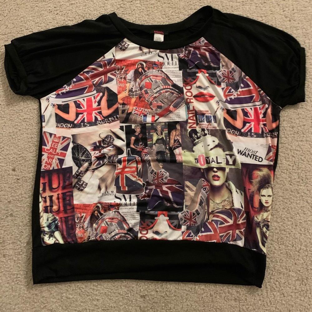 Women’s Shirt . NWOT